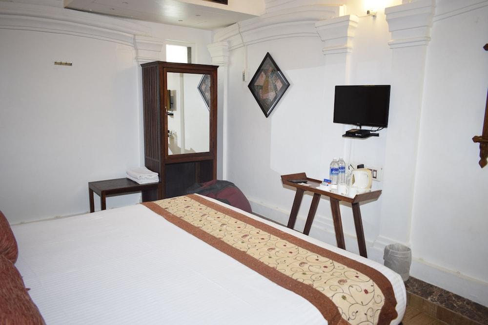 Le Chateau Puducherry Buitenkant foto