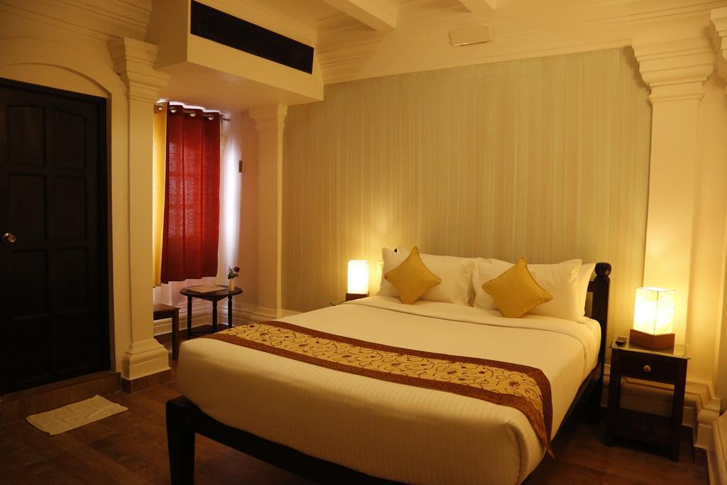 Le Chateau Puducherry Kamer foto